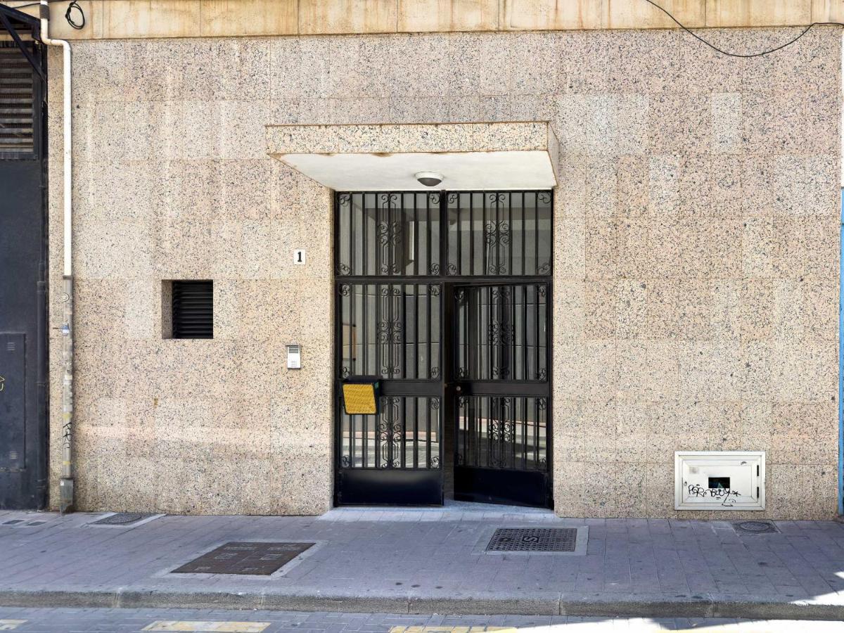 Sunset Malaga - Luxurious & Parking Apartment Luaran gambar