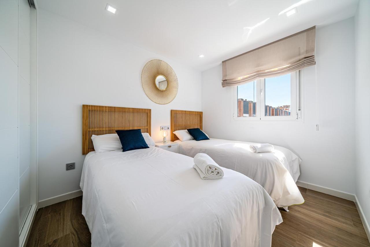 Sunset Malaga - Luxurious & Parking Apartment Luaran gambar
