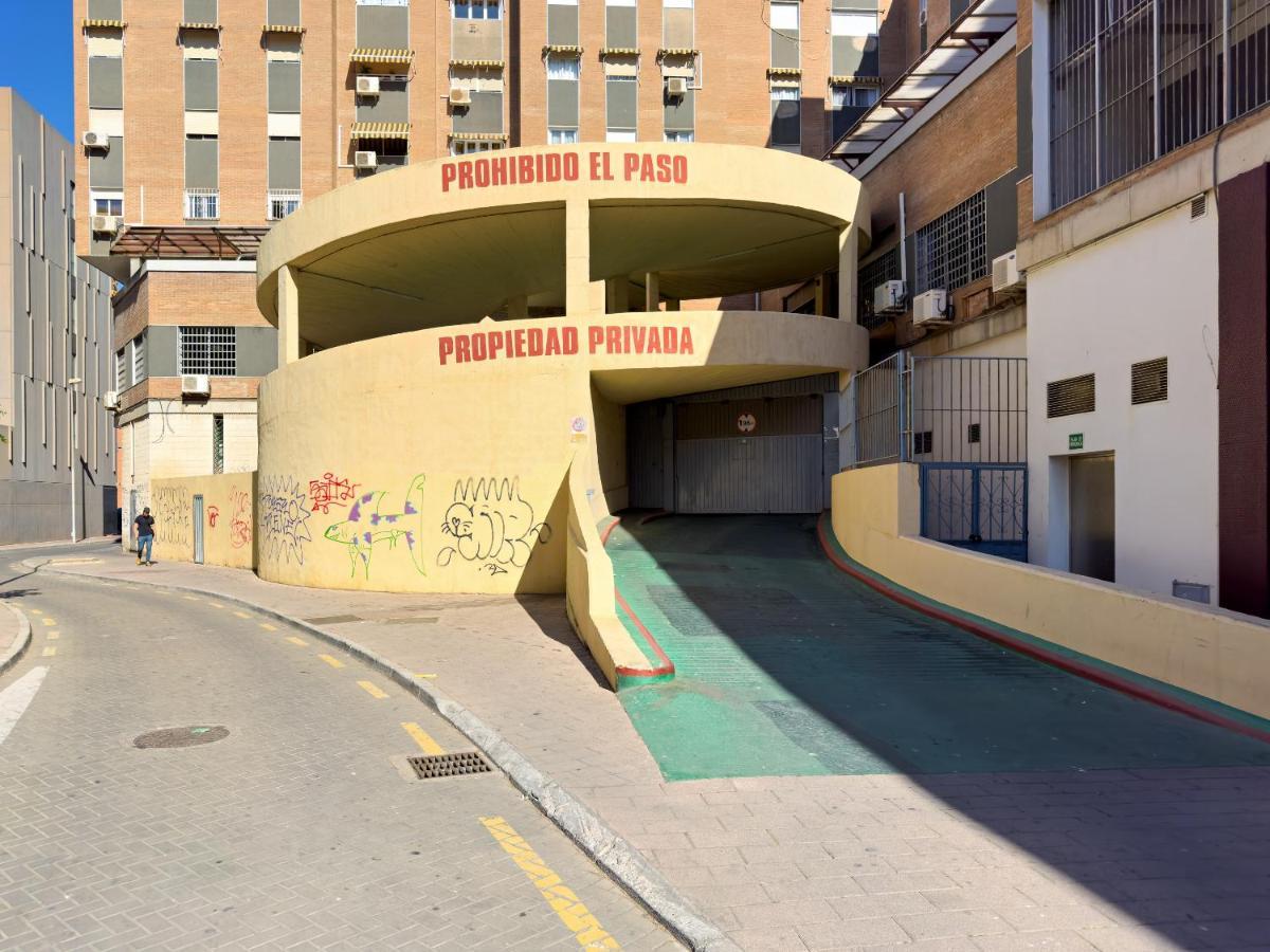 Sunset Malaga - Luxurious & Parking Apartment Luaran gambar
